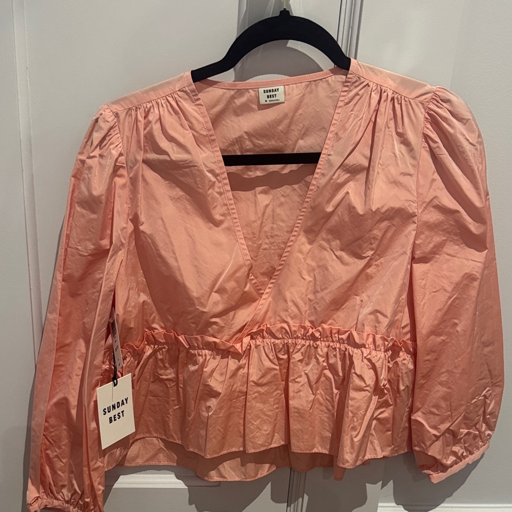 NWT - size medium -Sunday Best Peach V-Neck Blouse